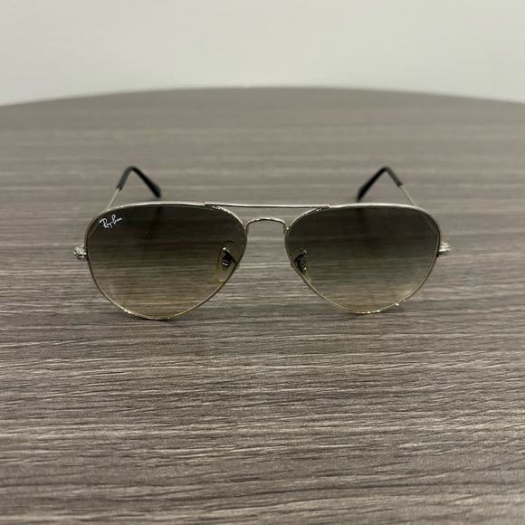 Ray-Ban Aviator Gradient Unisex Silver Sunglasses - Picture 3 of 10